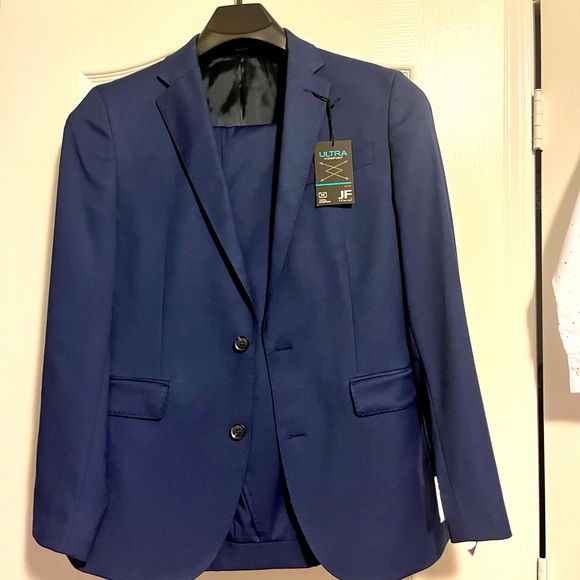 Blue J. Ferrar Suit 38R jacket and 32x32 slacks - Picture 1 of 9